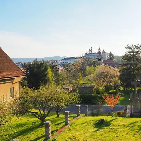 Dum U Krize Vila Broumov Exterior foto